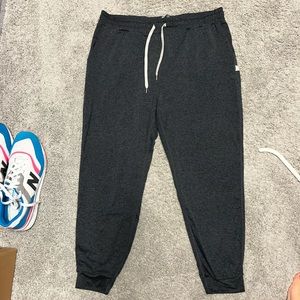 Vuori Performance Joggers - XL